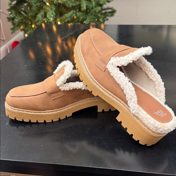 Time and Tru Shoes - Time and Tru Brown Faux Shearling Lined Mules
